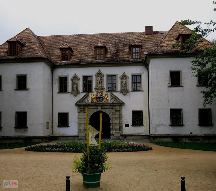 Zabudowania zamkowe - Mużakow