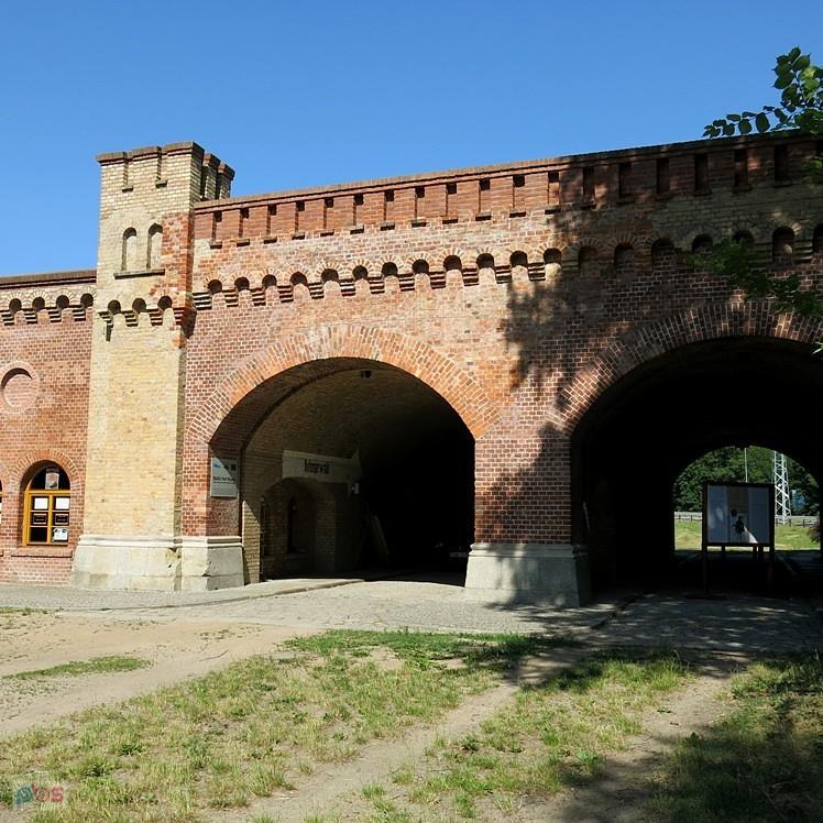 Brama Berlińska w Starym Kostrzyniu