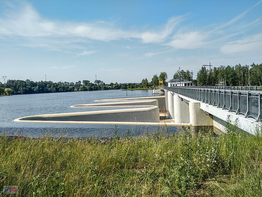 Zapora Wodna Niedów