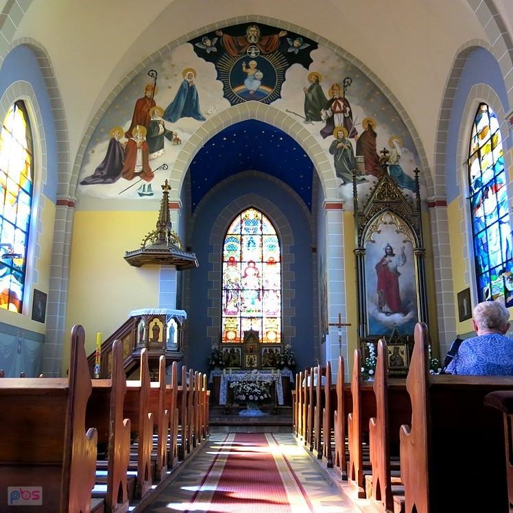 Wnętrze parafii Stella Maris - Świnoujście