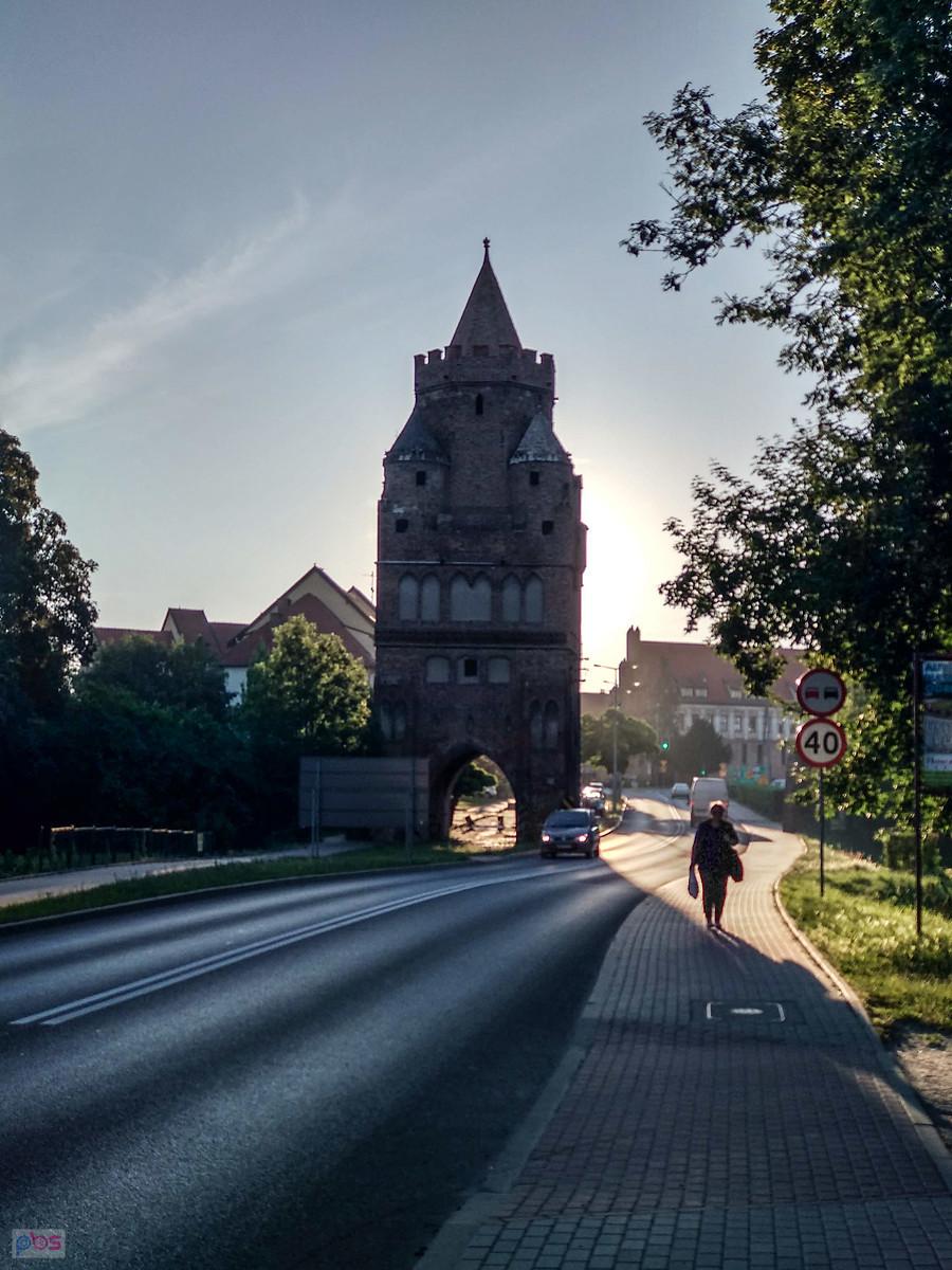 Brama Świecka w Chojnie