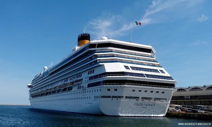 300-metrowy włoski statek Costa Pacifica w Porcie Gdynia
