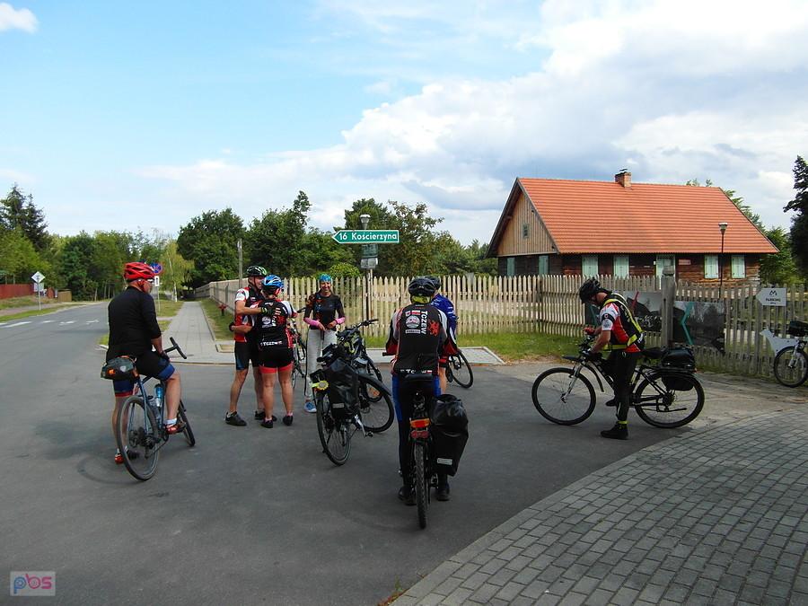 Wdzydze - na rzostaju dróg