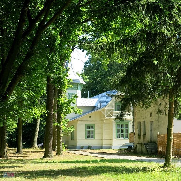 Jedna z wielu willi w Tworzyjankach