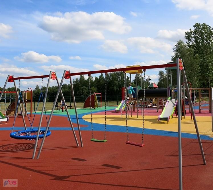 Plac zabaw w Sławnie