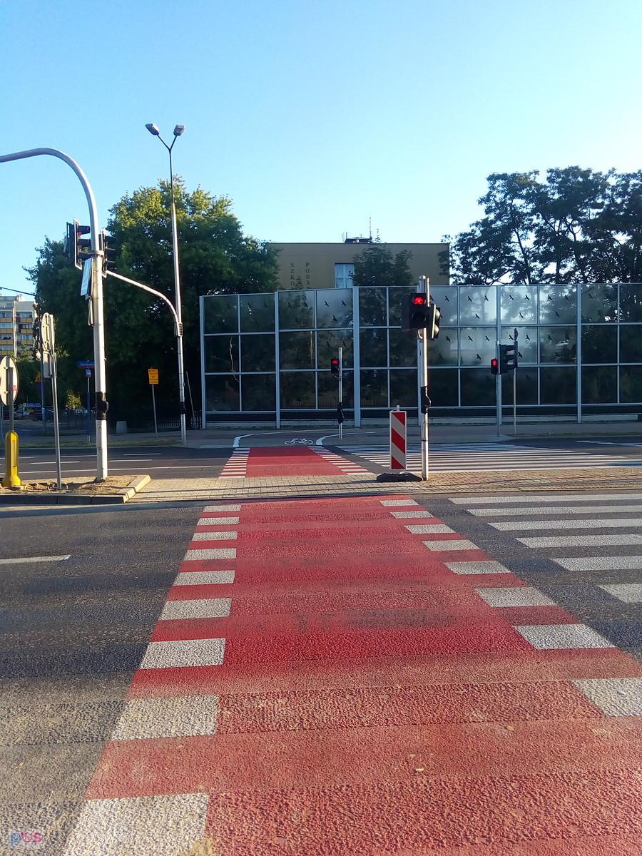 Nowy przejazd ddr przez Górczewską przy skrzyżowaniu z Konarskiego