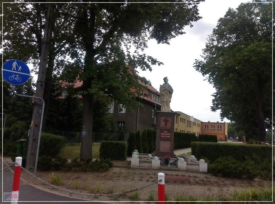 Św. Jan Nepomucen w Skokach (woj. Wielkopolskie).