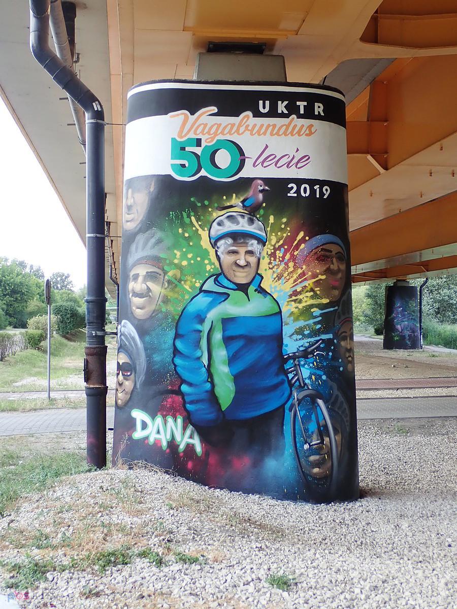 Vagabunda. 50-lecie. Graffiti na filarze Mostu Siekierkowskiego