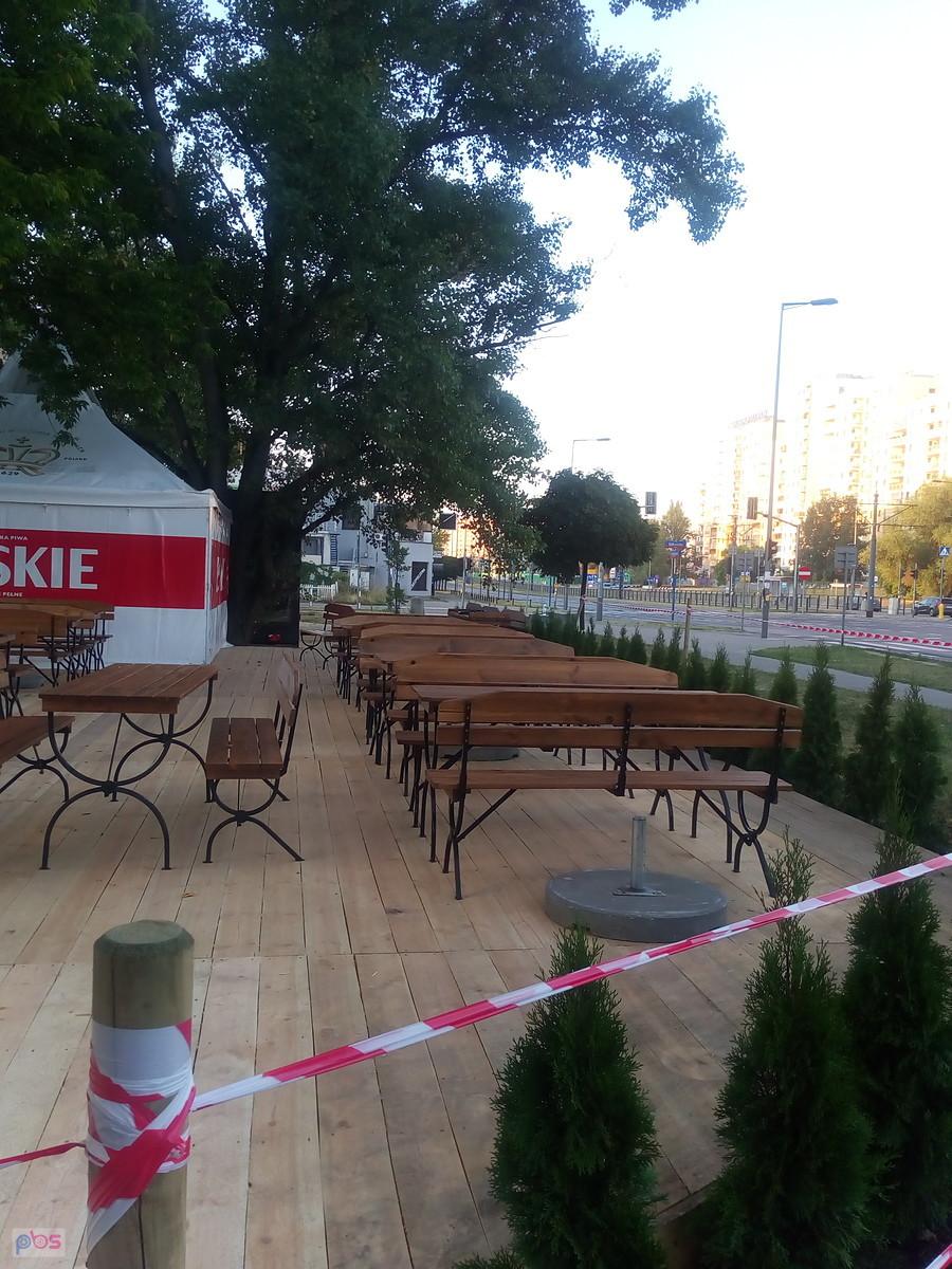 Późno zabrali się do tego ogródka, otworzą jak skończy się lato...