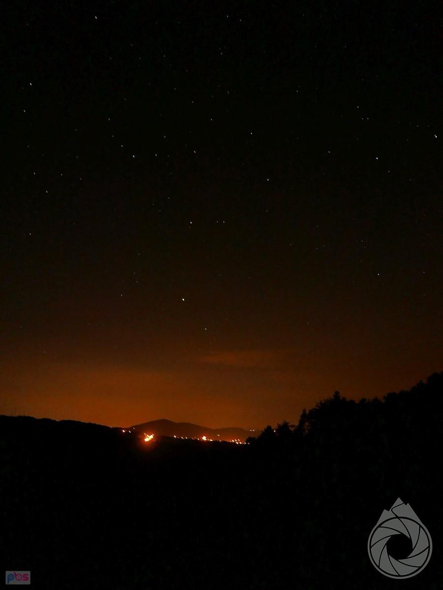 nocna łuna od Grybowa z Ropskiej