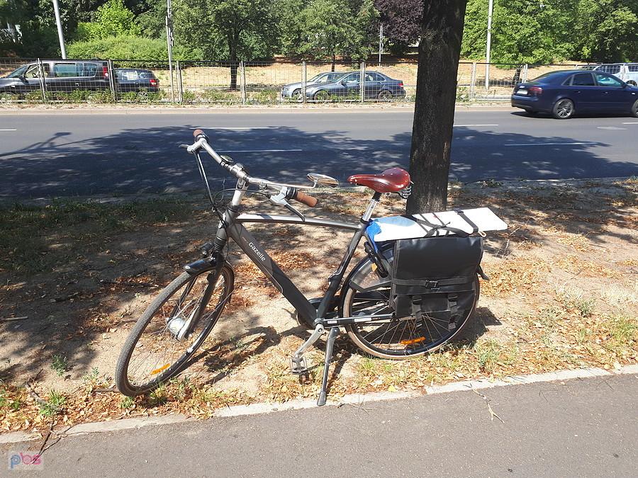 Półkę z Castoramy też da się przewieźć - moja Gazelle Orange C8