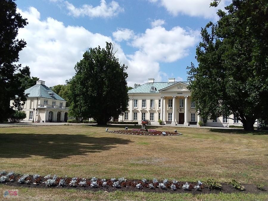 Pałac w Walewicach