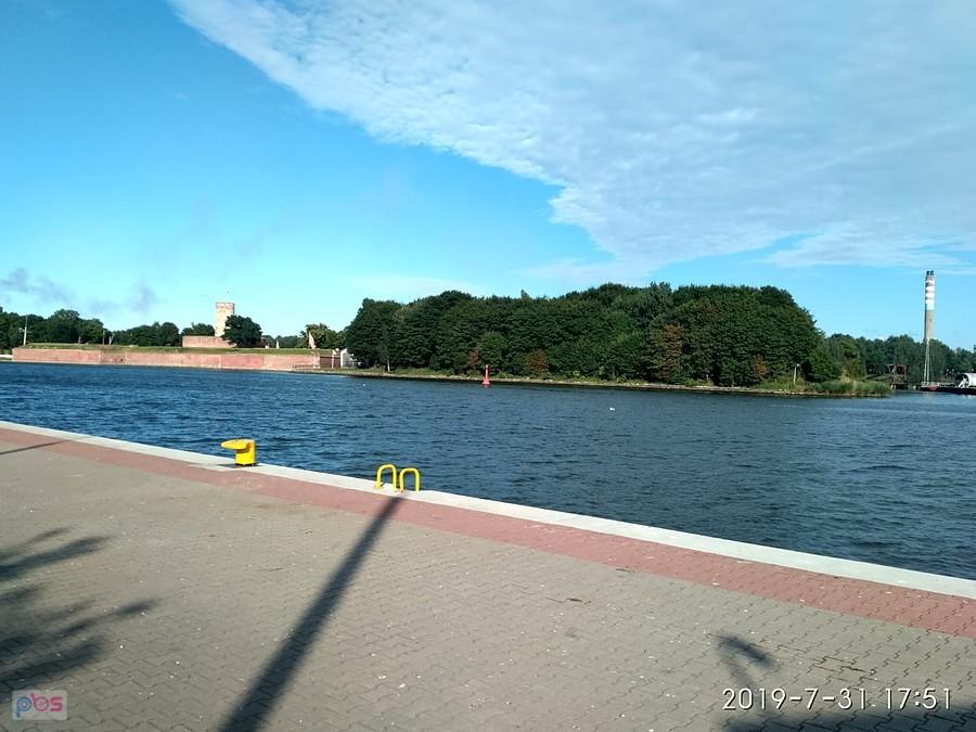 Widok na Twierdzę Wisłoujście od strony Nabrzeża Zbożowego