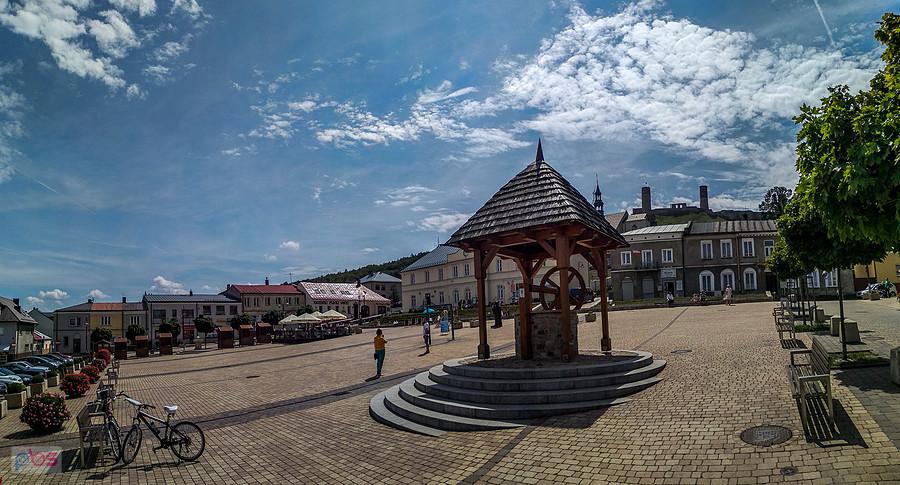 Rynek górny w Chęcinach