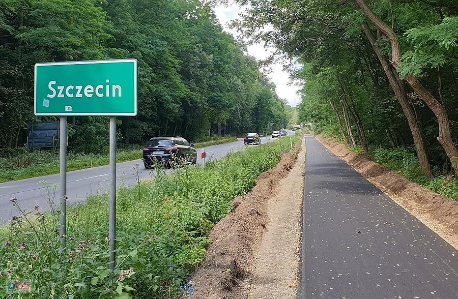 Końcówka DDR-ki przed ul.Topolową