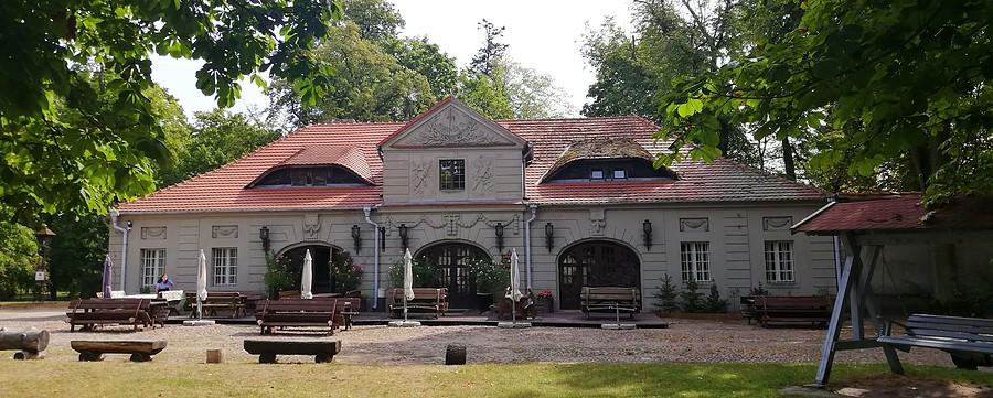 Wozownia, teraz restauracja - Pałac w Czerniejewie