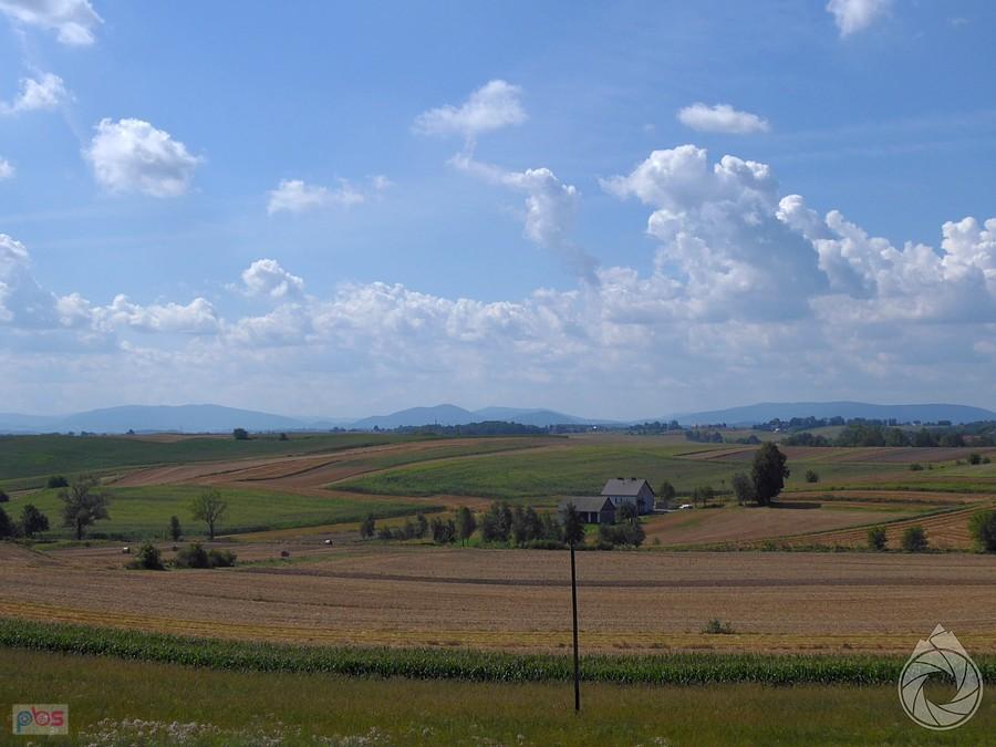 rzut oka na Beskidy Wyspowy ze starej 'czwórki'