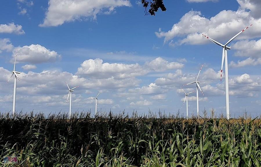 Farma wiatrowa okolice Trzebiatowa i Sułkowa