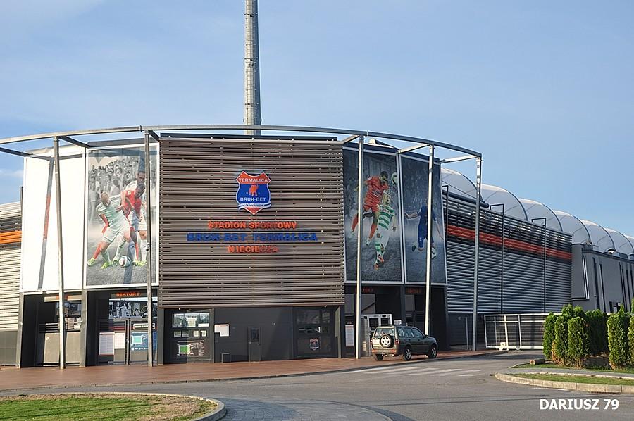 Nieciecza - Stadion