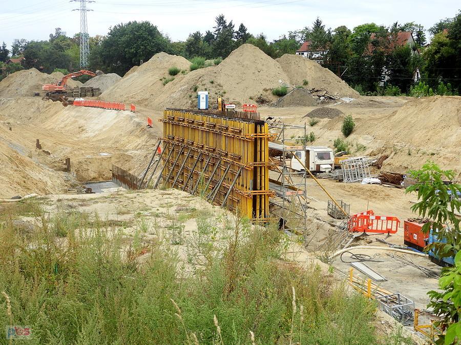 Kolejny obrazek z budowy obwodnicy w kierunku ulicy Lindego.