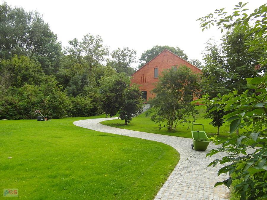 Nowy dom weselny w Stanisławiu