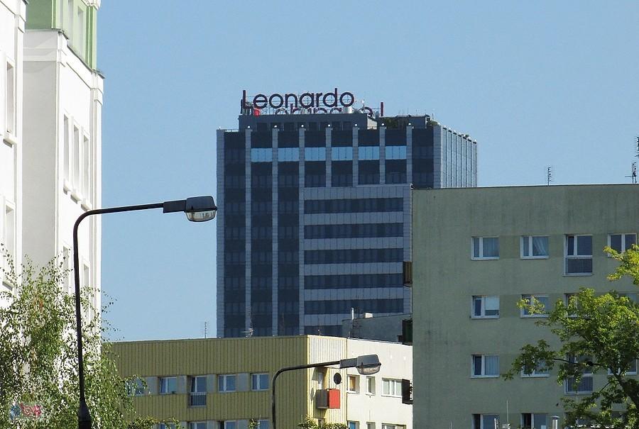JM Tower na Żelaznej przy Grzybowskiej - widok z Bellottiego