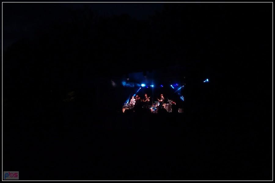Koncert 0% Normy w Spale
