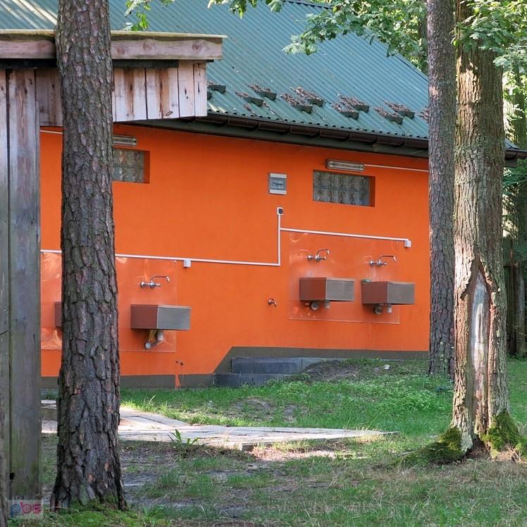 Budynek sanitarny w O.W. Wilga w Staszowie