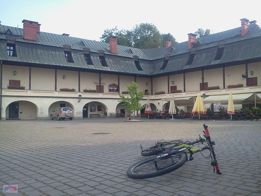 Kończyce Małe zamek