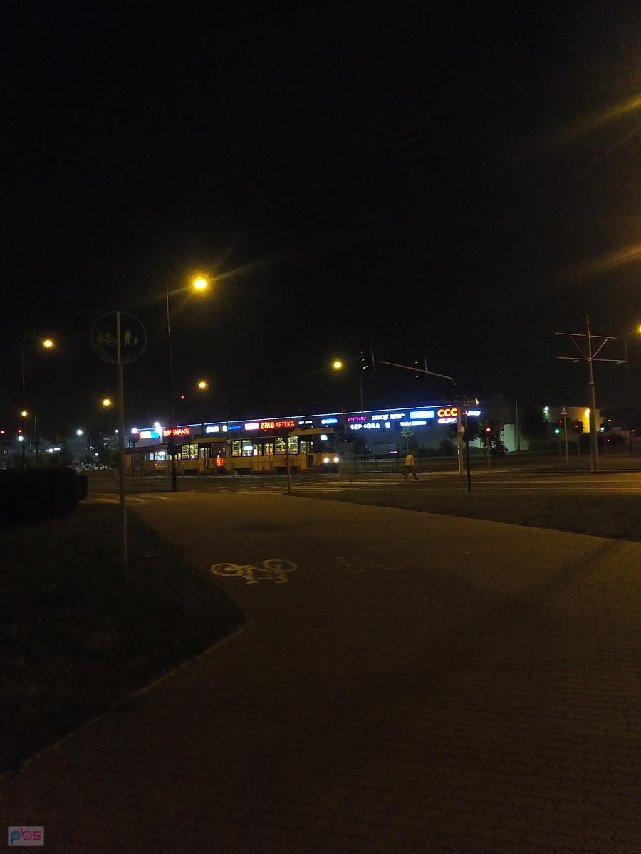 Ciemno i jeszcze sucho