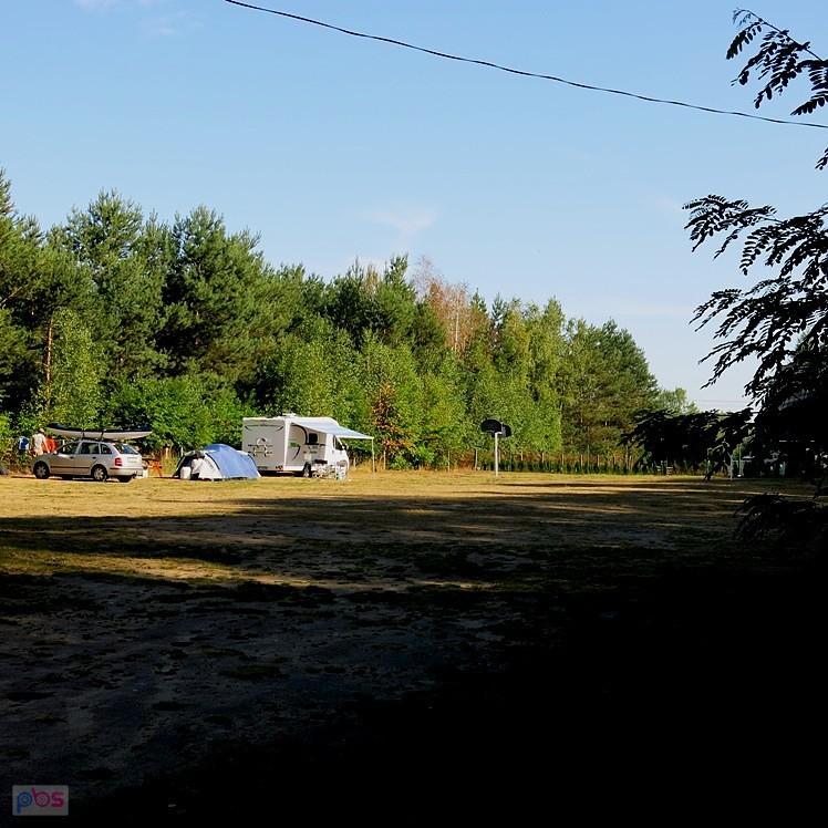 Na campingu