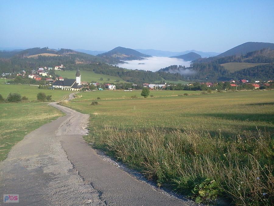 Z podjazdu na Stranik