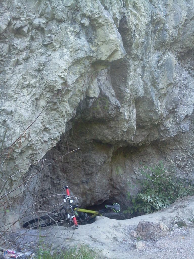 Asfaltowa sztolnia