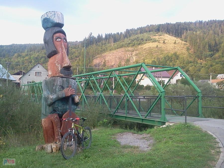 Przy ścieżce rowerowej