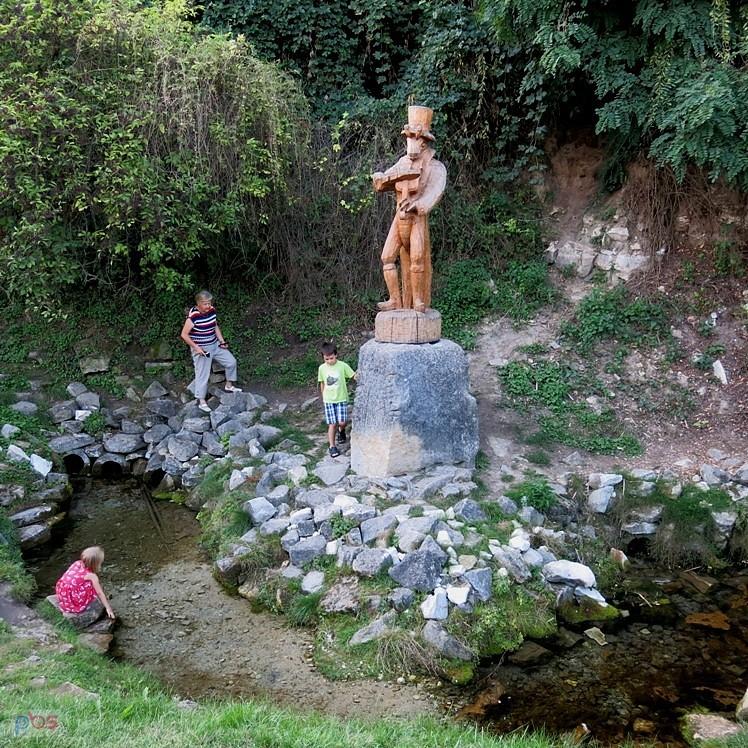 Drugi chrząszcz ze Szczebrzeszyna, tym razem drewniany