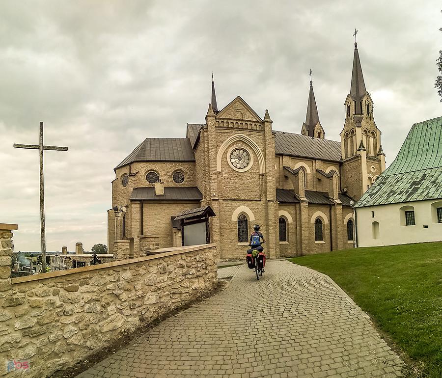 Sanktuarium Maryjne w Sulisławicach