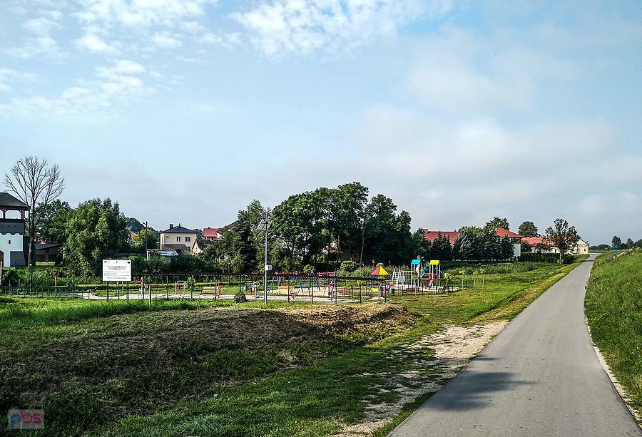 Fajna droga wzdłuż wałów Wisły