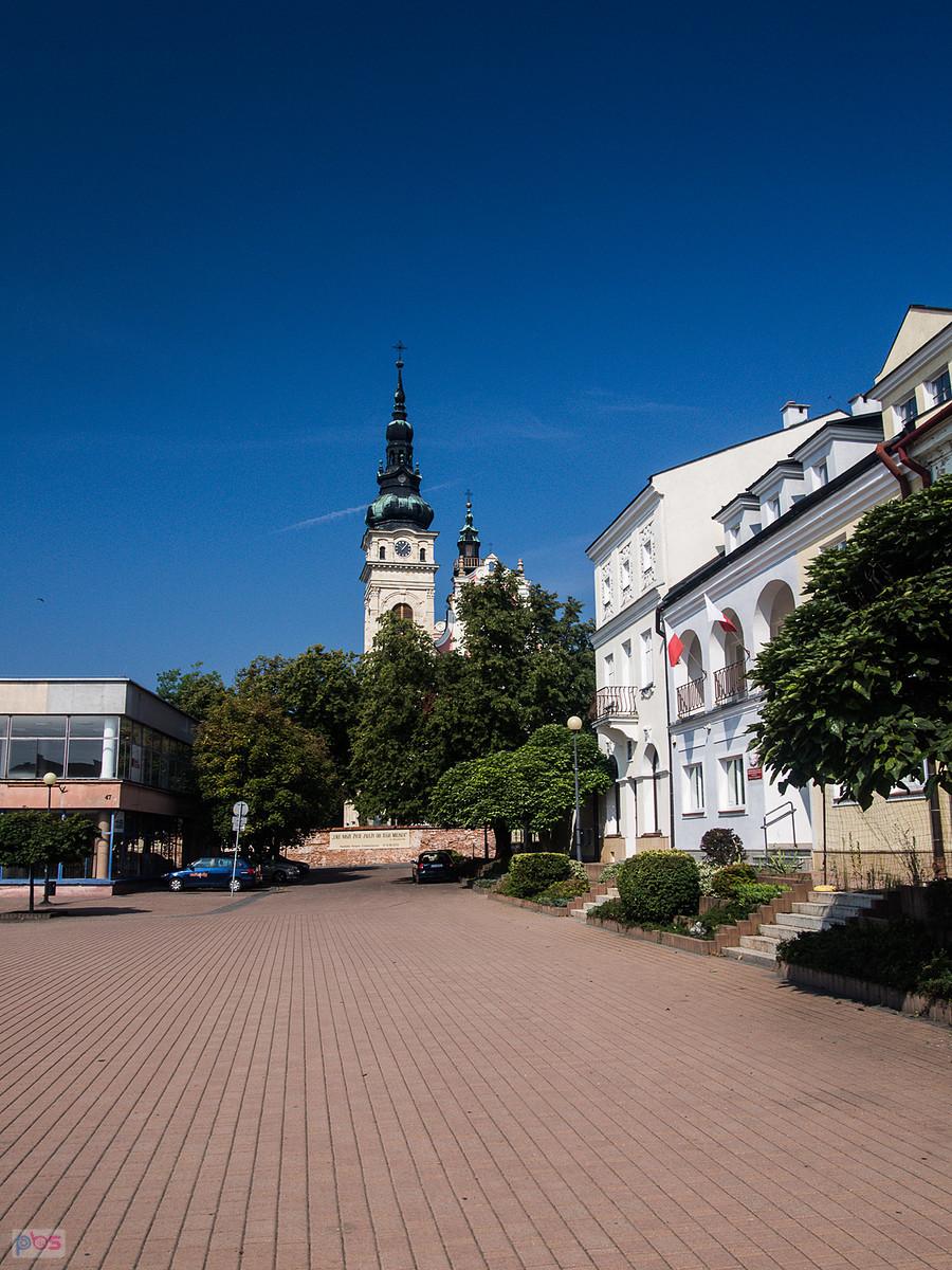 Klasztor Dominikanów i parafia NMP w Tarnobrzegu