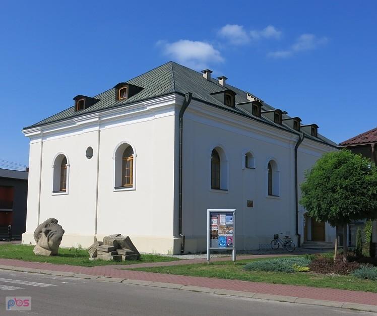 Była synagoga w Józefowie