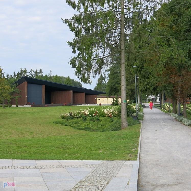 W Parku Zdrojowym - Horyniec - Zdrój