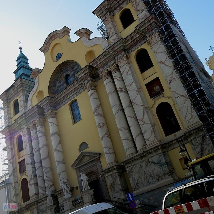 Jeden z wielu kosciołów na Starym Mieście