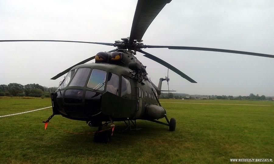Śmigłowiec Mi-17 na elbląskim lotnisku