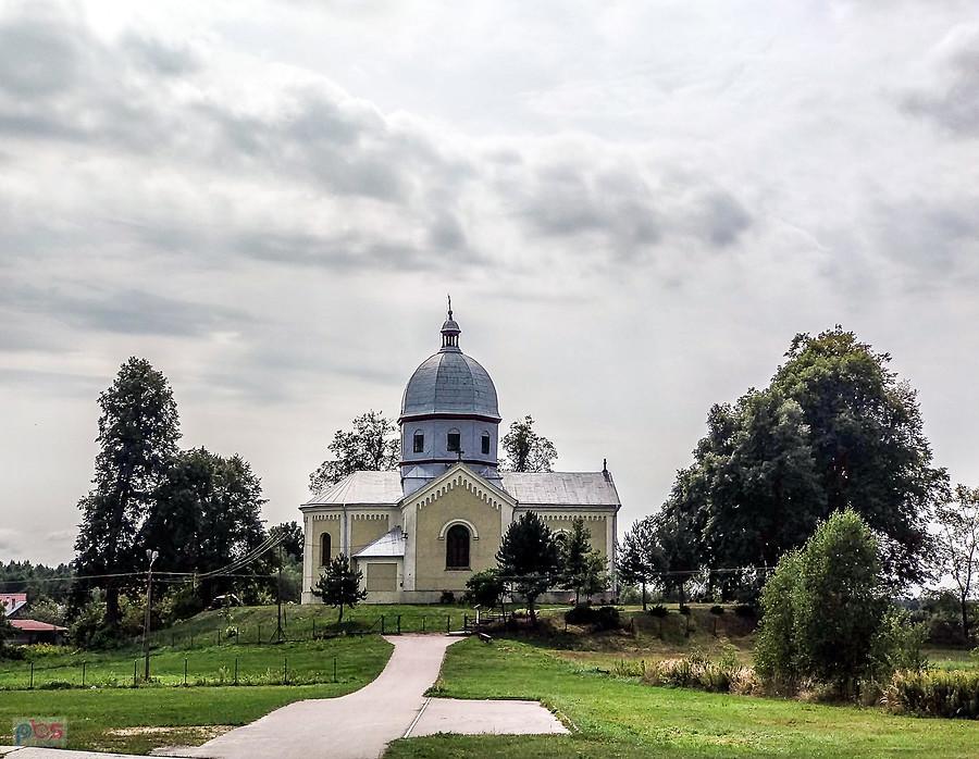 Kościół pw. NMP Królowej w Kobelnicy Wołoskiej
