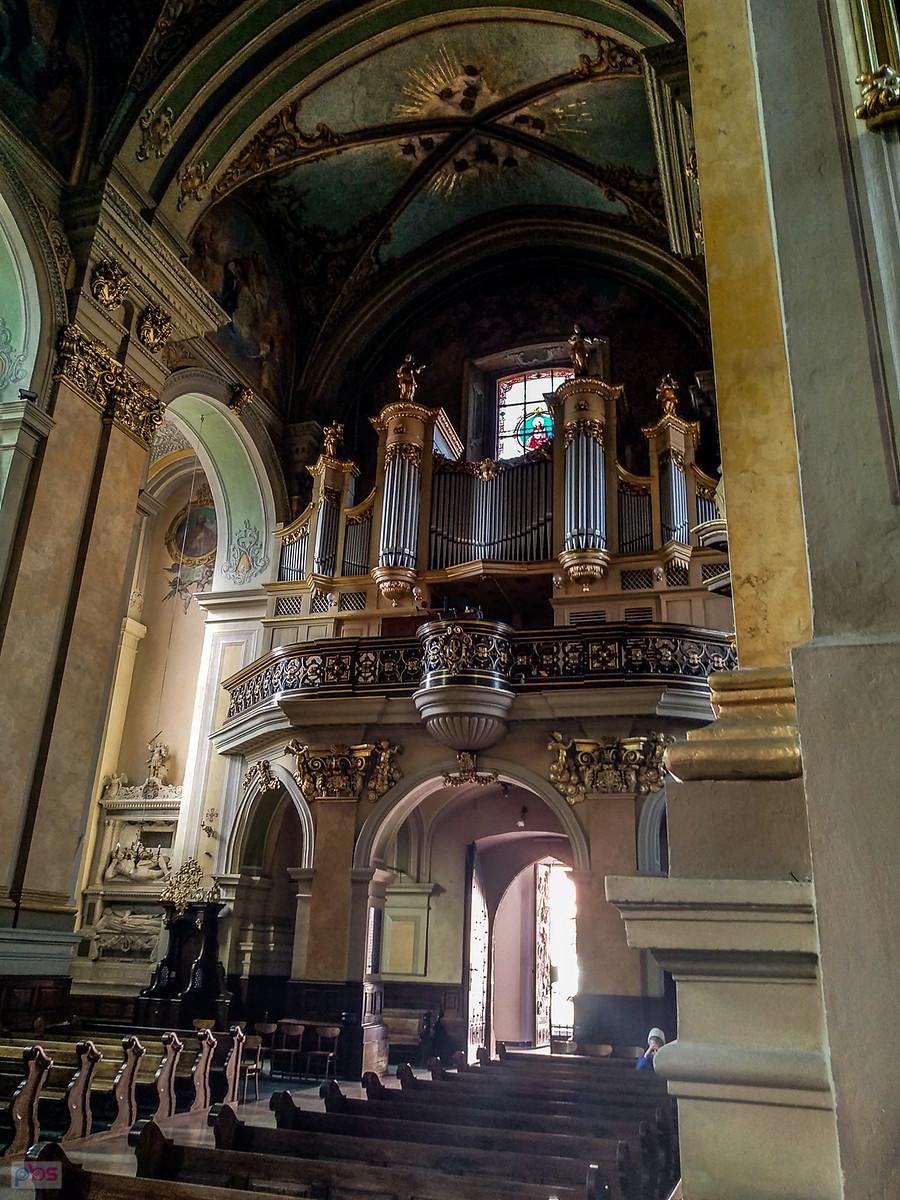 Wnętrze archikatedry w Przemyślu