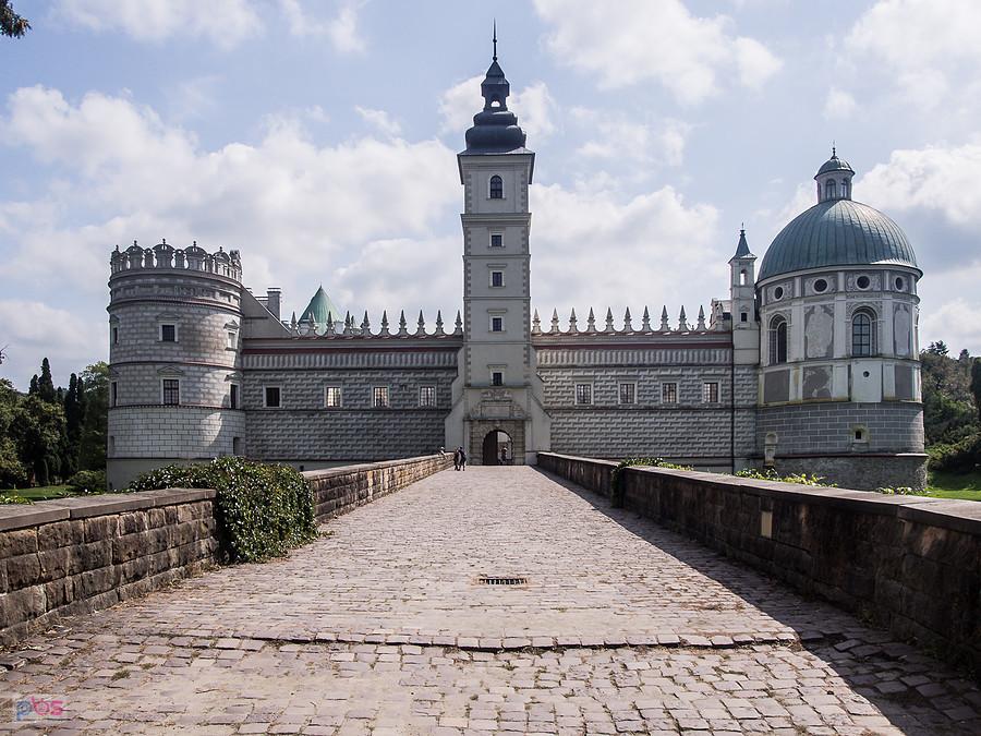 Główne wejście do Zamku w Krasiczynie
