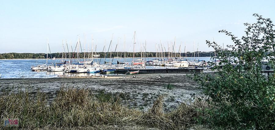 Marina na zalewie Sulejowskim