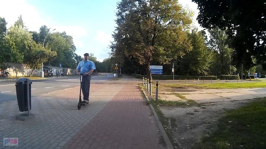 Może przesiąść się na hulajnogę ;)