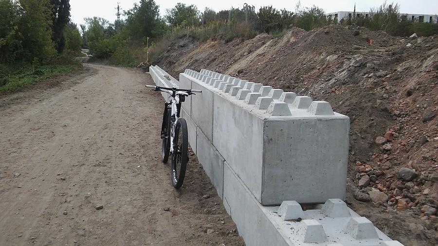 Spotkane na trasie klocki lego w skali 18:1