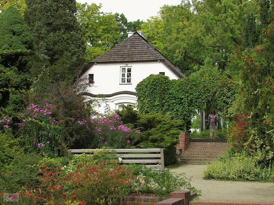 Żelazowa Wola - widok dworku od strony Utraty