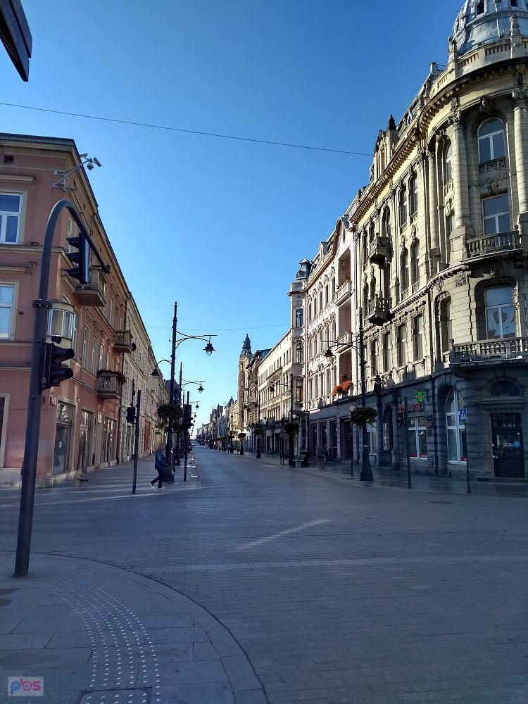Pusta Piotrkowska - niedziela rano.